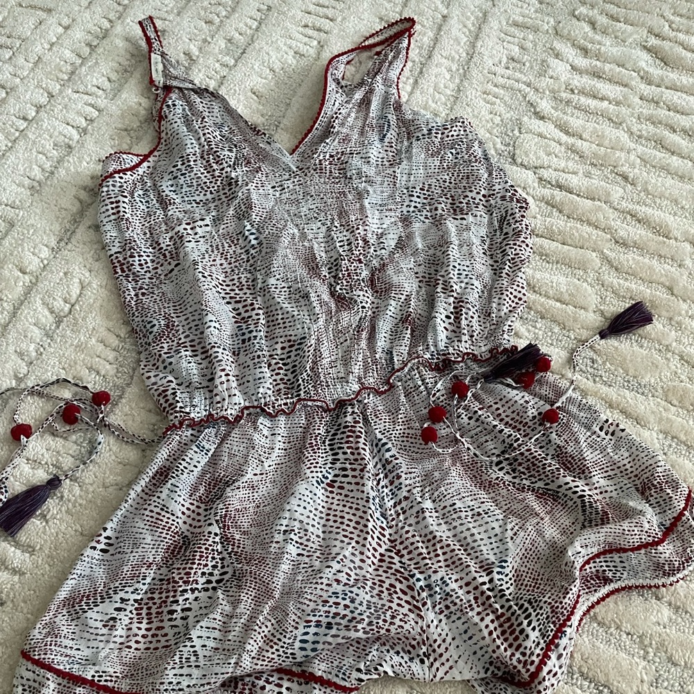 Poupette St Barth vneck romper
